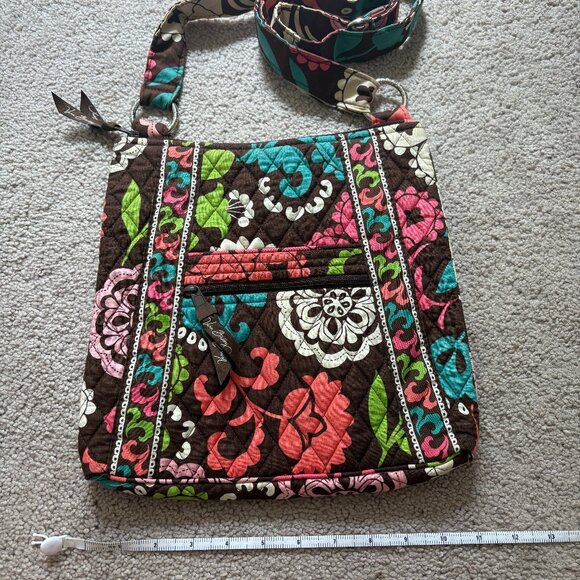 Authentic Vera Bradley Floral Quilted Crossbody Bag – EUC - Picture 5 of 6